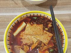 -老字号杨坡红油米线腊汁肉夹馍(东四道巷店)