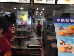 -麦当劳(深圳北站高铁店)