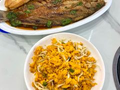 -丹水桥地锅鱼·翘嘴鲌·地方特色全鱼宴(丹江口大坝店)
