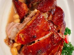 招牌烧鹅皇-避风塘(宝山万达店)