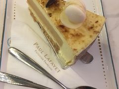 海盐焦糖马卡龙-PAUL LAFAYET 法式甜品(港汇广场店)