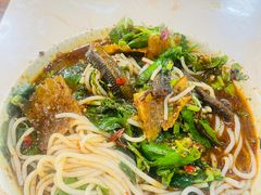 -铭记嘎洒生态鳝鱼(迎春街店)