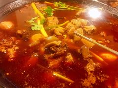 -鸿顺老铁锅美蛙鱼府(解放碑店)