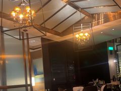 -卡佩罗意大利餐厅及酒吧Al Cappello Trattoria