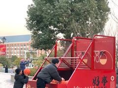 -百联奥特莱斯广场(南京店)