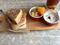 -必胜客(证大大拇指店)