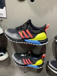 -adidas(德基广场店)