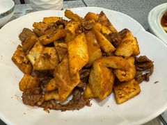-汗腾格里·风味餐厅(新疆驻京办店)
