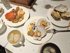 -广州万富希尔顿酒店·感趣自助餐厅·金秋蟹宴生蚝海鲜刺身烧烤