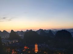 -叠彩山景区