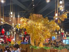 -老滇山寨•云南特色菜•地方菜•民族风情歌舞表演(金碧店)