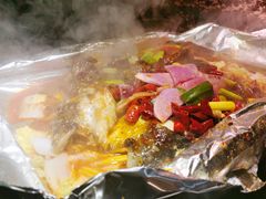 -愿者上钩·纸包鱼(翻身店)