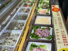 -尚品海鲜肥牛自助火锅(湖明店)