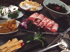 -捞王锅物料理(上海世茂广场店)