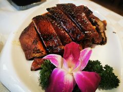 特色酱鸭-光明邨大酒家(淮海路店)