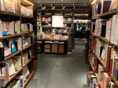 -茑屋书店(天目里店)