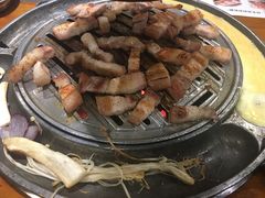-唯成•韩国炭火烤肉 유성고기