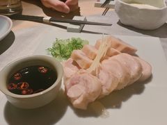 -穹六人间 people 6(岳阳路店)