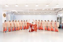 -深舞形体民族舞蹈工作室