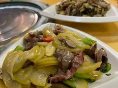 -东方之猪四更烤乳猪(金垦总店)