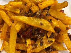 -鸿通城购物中心