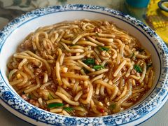 肉丁大豆面-何炜小炒