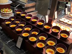 -广州万富希尔顿酒店·感趣自助餐厅·金秋蟹宴生蚝海鲜刺身