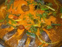 老凯俚酸汤鱼-野山舂·贵州现舂酸汤火锅(鸿通城店)