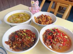-笨罗卜浏阳菜馆(太平街店)