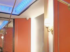 -新白鹿餐厅(百联中环店)