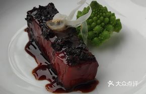 Shaoxing Dried Vegetable Stewed Australian Beef Tongue