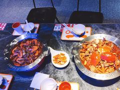 -胖哥俩肉蟹煲(长沙高铁吾悦广场店)