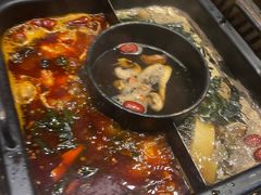 -吴氏老牌坊云南鱼豆花火锅店(通江街店)