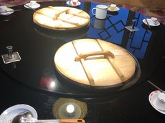 -鱼窝棚柴火铁锅炖(富山屯店)