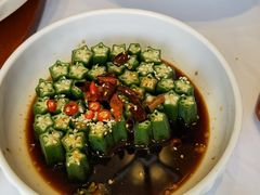 -贝勒爷·酥不腻烤鸭