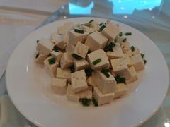 小葱拌豆腐-百瑞谷饭庄