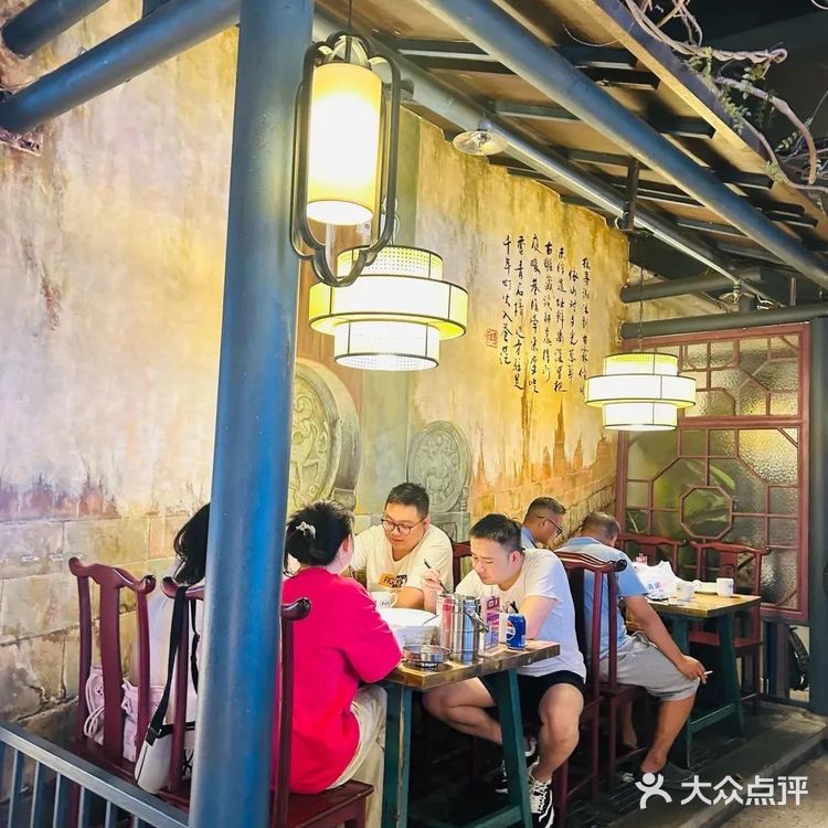 在长沙想吃地道的永州血鸭？那我只能说…..