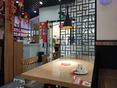 大堂-李子坝梁山鸡(北碚万达五鸡哥店)