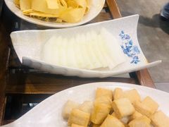 -亿诣蝎府炸酱面羊蝎子火锅(酷车小镇店)