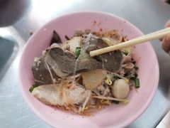 -榮泰米粉湯(Left Shop)