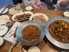 -俭寨大盘鸡·手抓肉·烧烤新疆菜(乌苏路店)