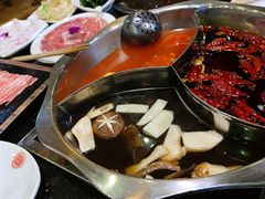 -百年川椒重庆老火锅(光谷店)