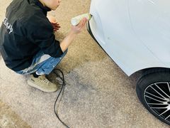 -鲨鱼皮汽车凹陷玻璃修复(静安店)