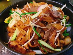 干炒牛河-来龙里 精致 东南亚餐室(万象城店)