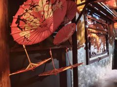 -暴风岛沉浸式体验馆(百联世纪店)