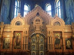 -滴血救世主教堂