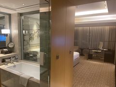 -上海宝华万豪酒店