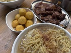 -小梁哥云吞面(黄贝岭店)