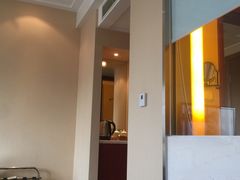 -山明水秀大饭店