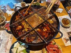 -白乐天毛肚火锅馆(南滨路店)